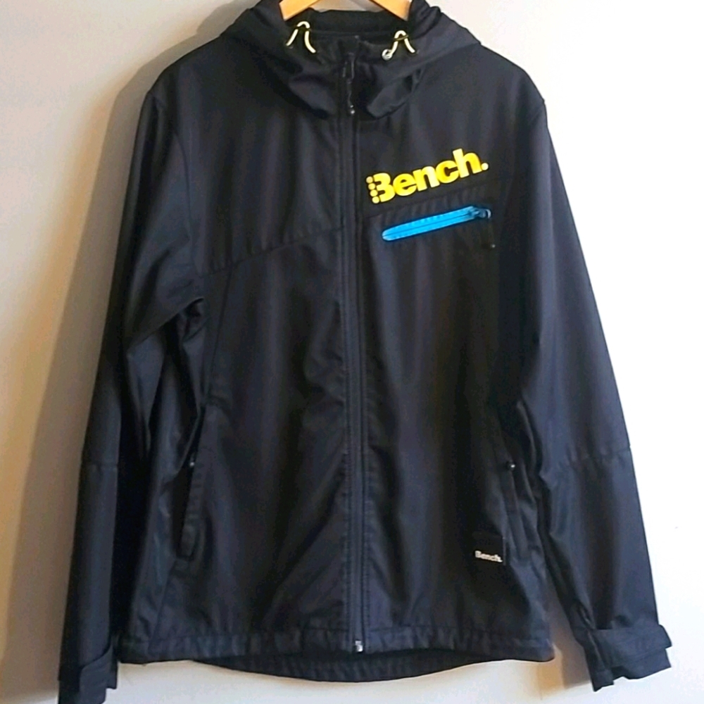 Bench soft shell hoodie jacket - Large